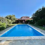 Rosa Con Piscina Privata
