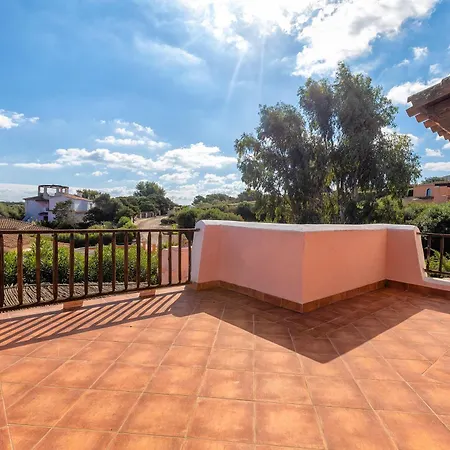 Rosa Con Piscina Privata Vakantiehuis Stintino