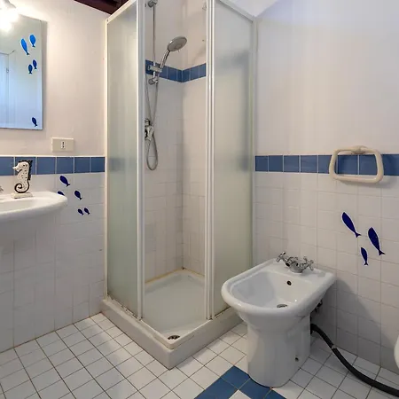 別荘 Rosa Con Piscina Privata スティンティーノ