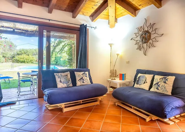 Rosa Con Piscina Privata Stintino